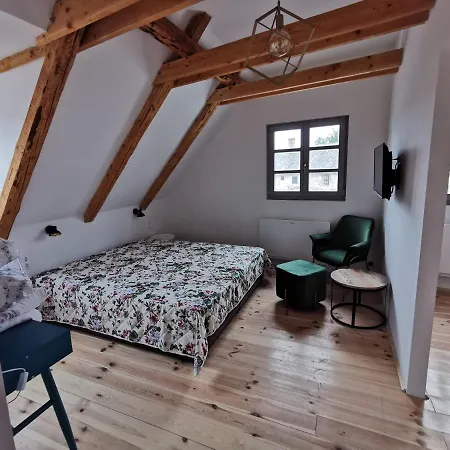 Fügekert - Bed&wine 4* Zánka