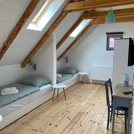 Gasthuis Fuegekert - Bed&wine 4*