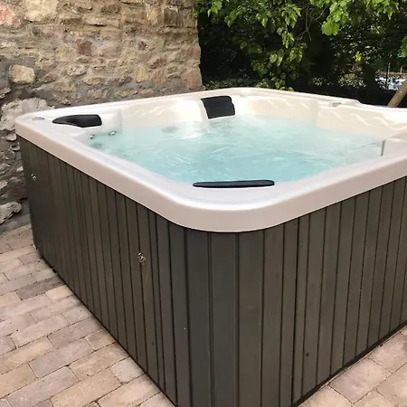 Fügekert - Bed&wine 4*
